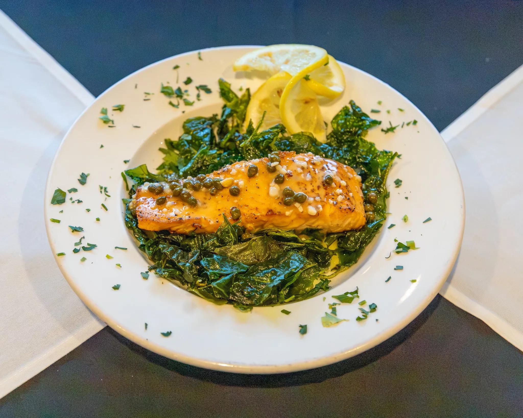 Salmon Valentino.