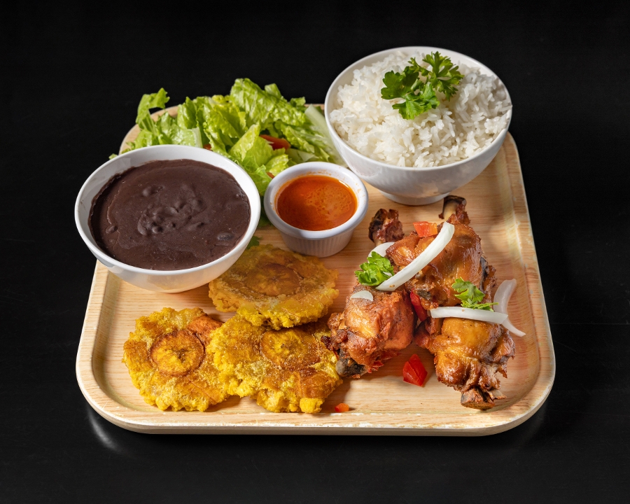 Chicken Fried (Served with Plantain and 1 Choice of White Rice, Rice and Beans, Djondjon Rice or White Rice and Beans Sauce).