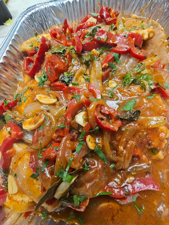 Chicken Pizzaiola Catering.
