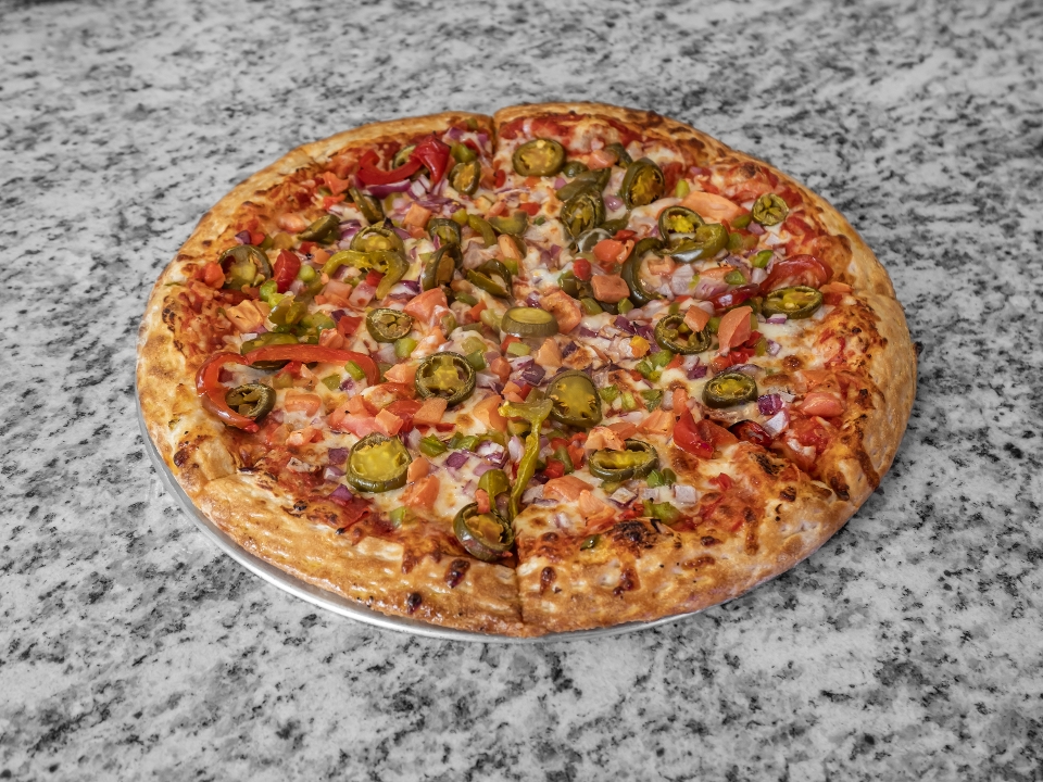 SMALL SPICY VEGGIE DELUXE PIZZA.