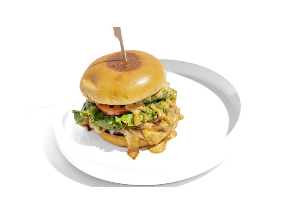 ULTIMATE BURGER.