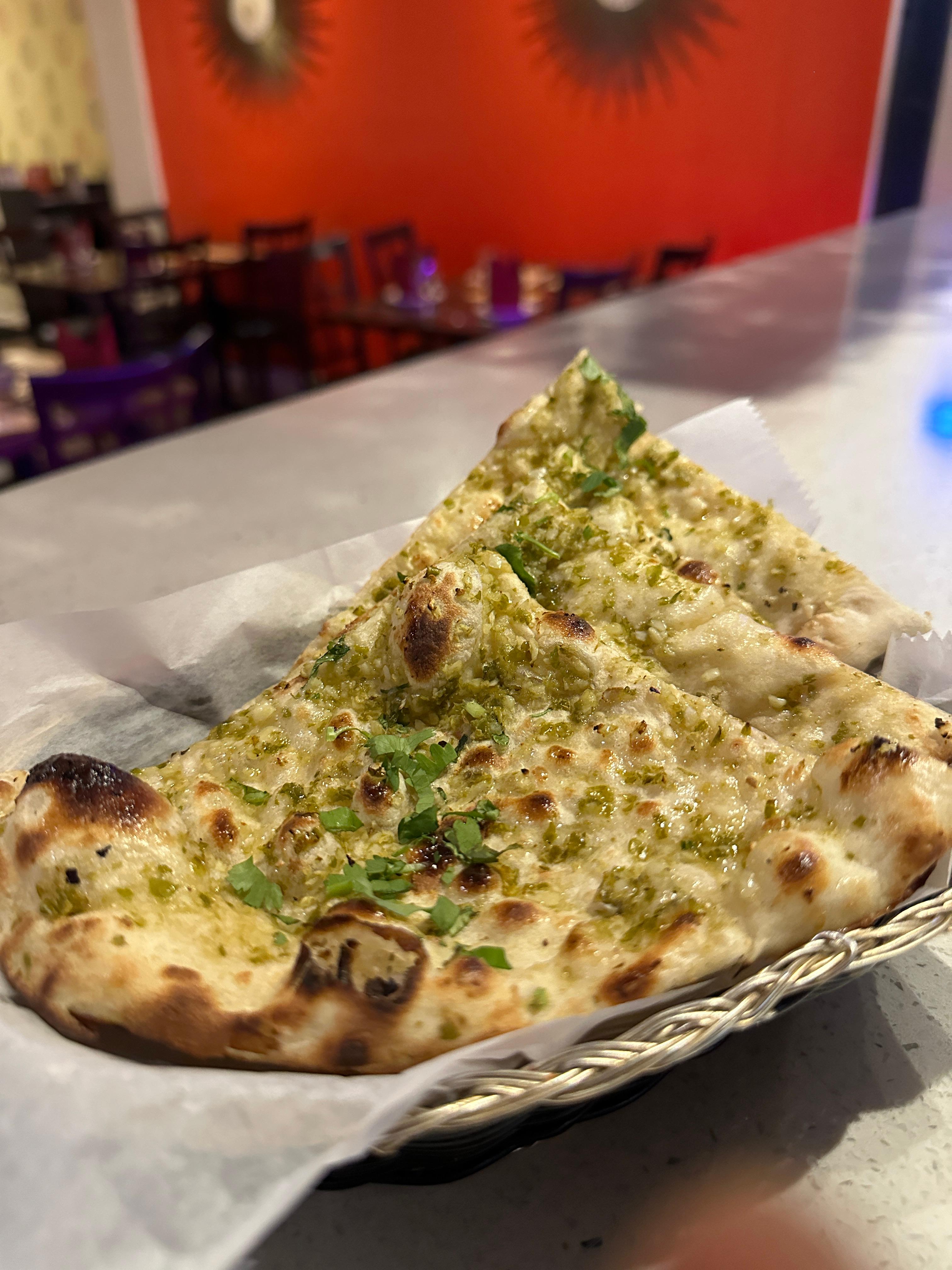 Chilli Garlic Naan 🌶️.