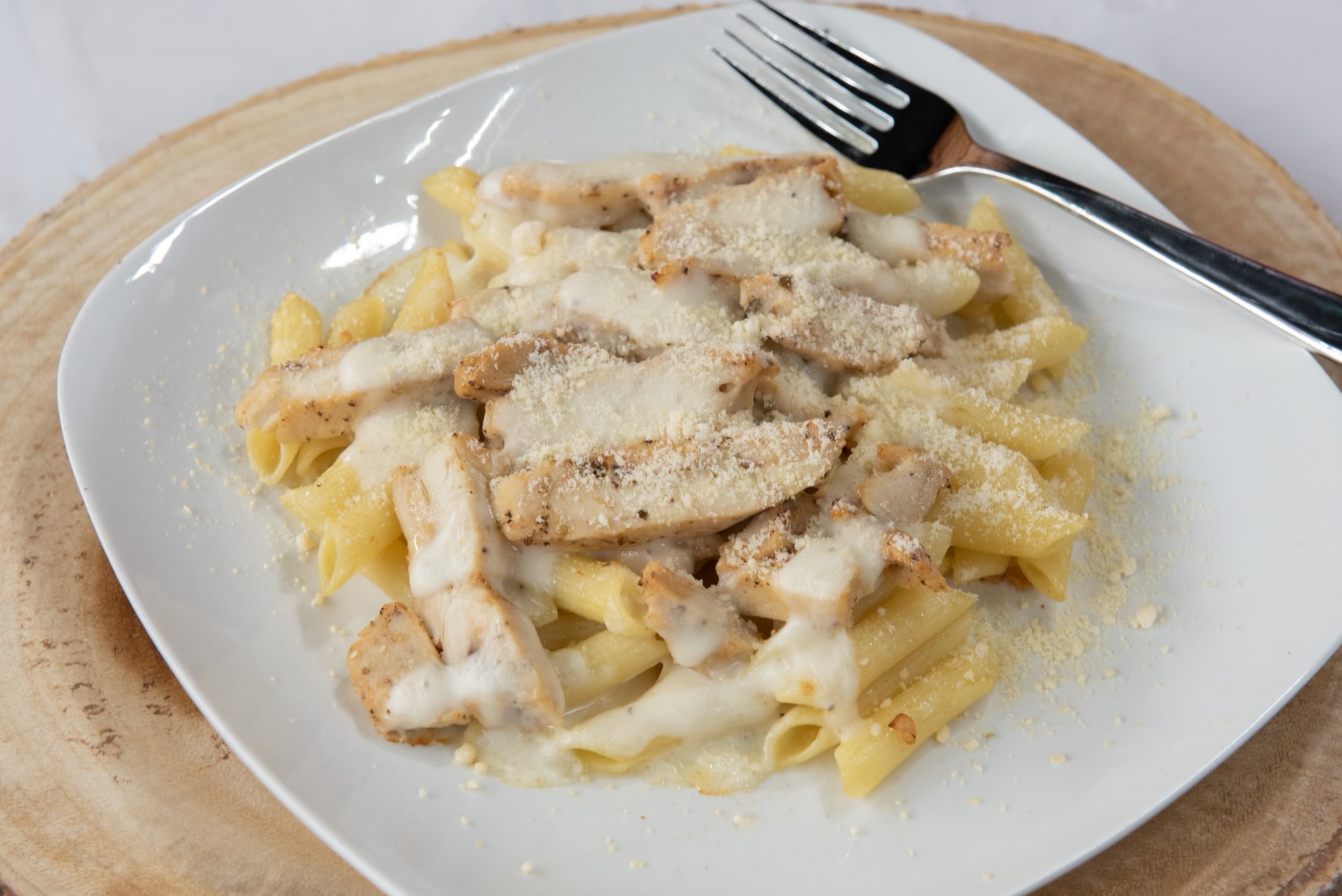 Chicken Alfredo Pasta.