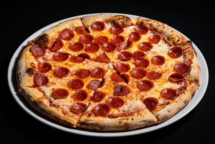 Large Pepperoni Pizza (Pizza Club).