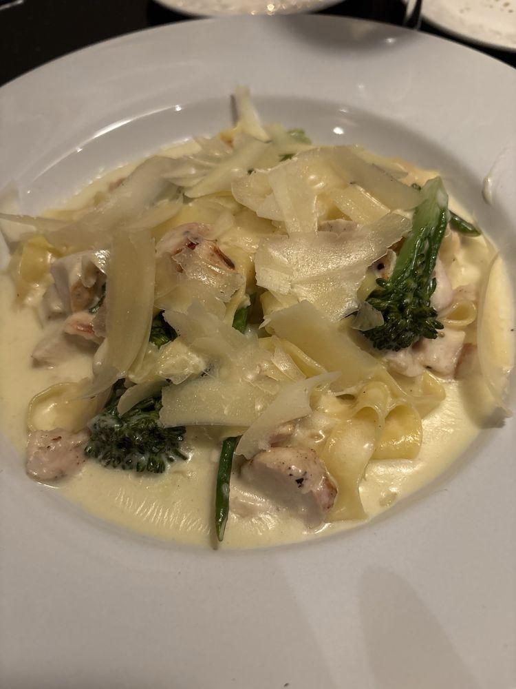 Fettuccine Alfredo.