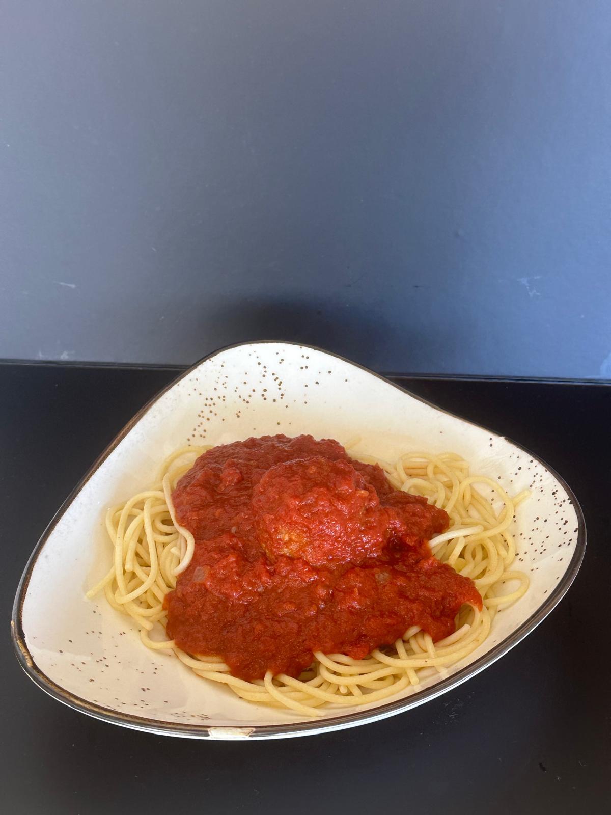Kid's Spaghetti & Meatball*.