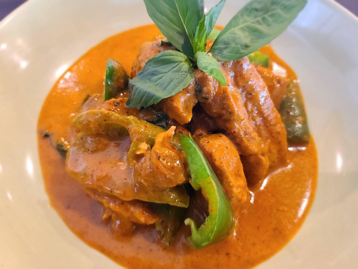 P55 Sap's Special Panang Pork Belly**.
