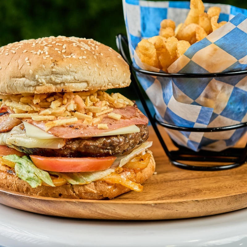 Burger Colombiana.
