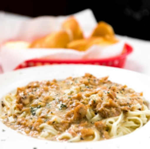 Linguini & White Clam Sauce.