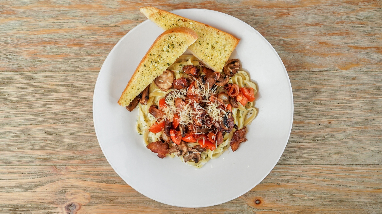 Fettuccine Carbonara.