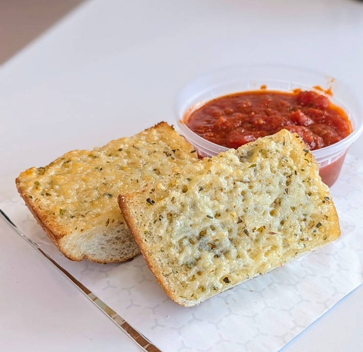 Cheesy Garlic Bread & Dipping Sauce.