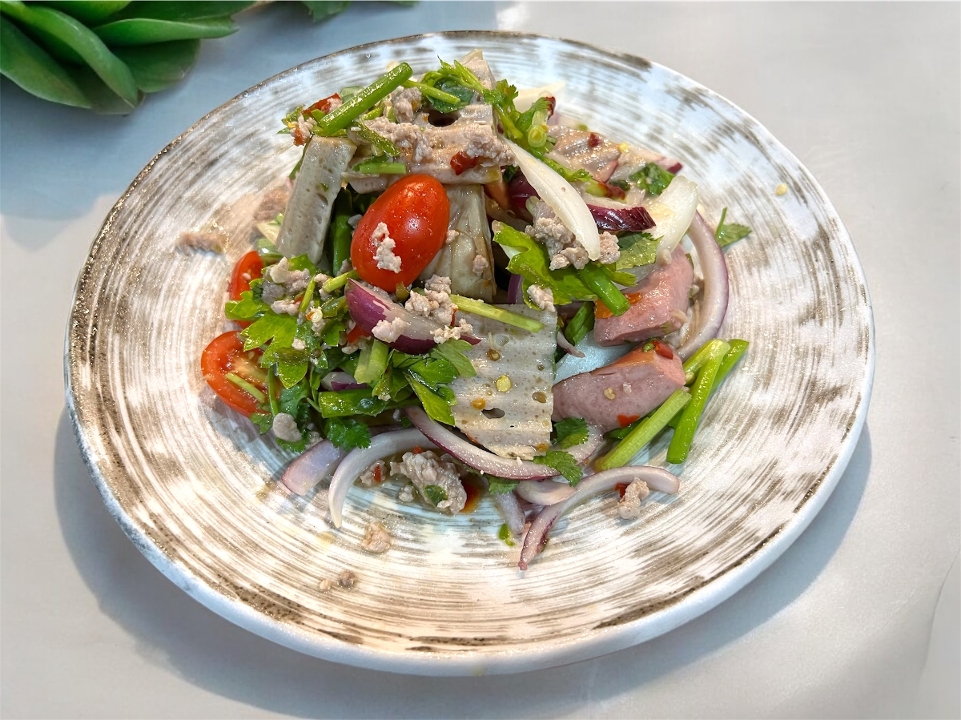 Yum Moo Yor ยำหดูยąø.