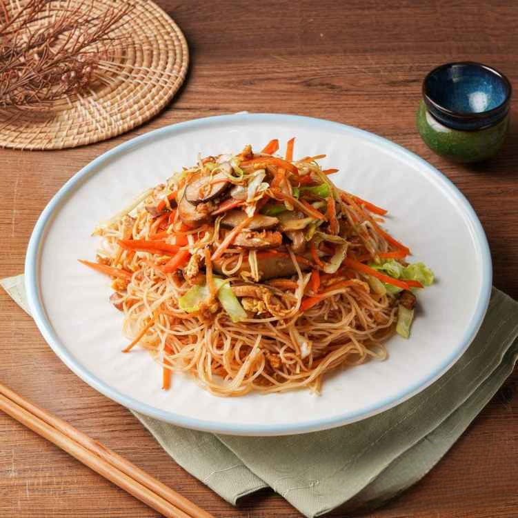 ND16. 台山鴛鴦炒米粉/Taishan Style Stir Fried Vermicelli & Clear Noodle.