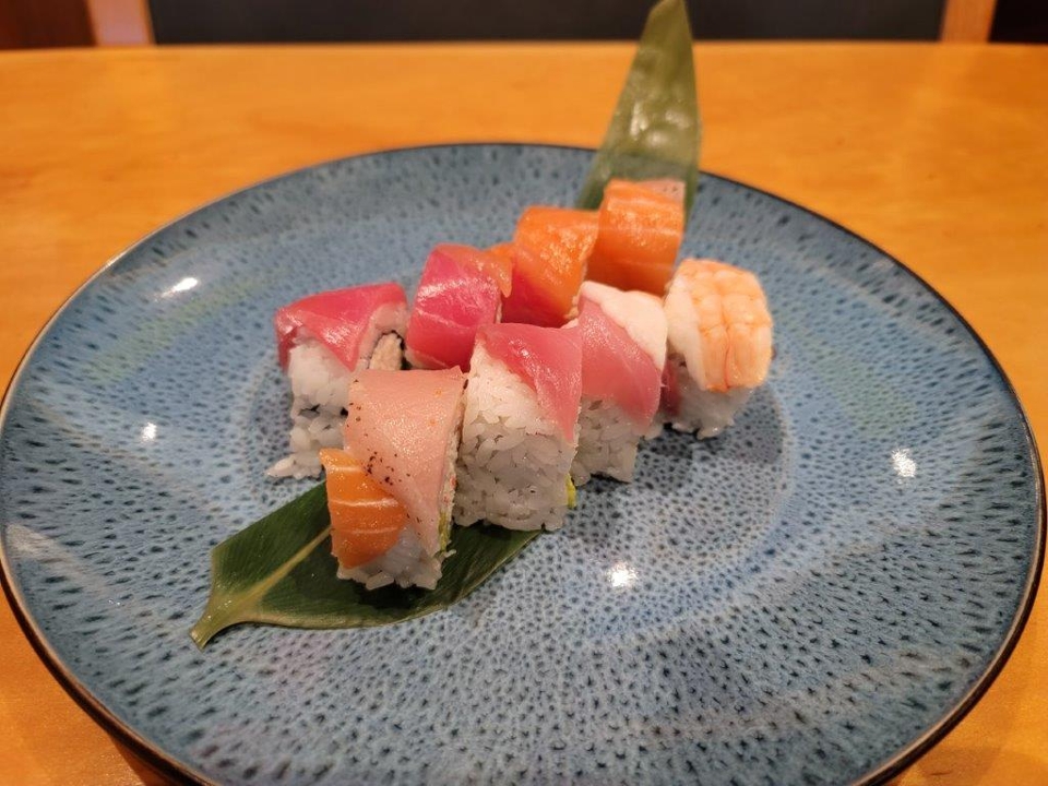 FR12-RAINBOW ROLL.