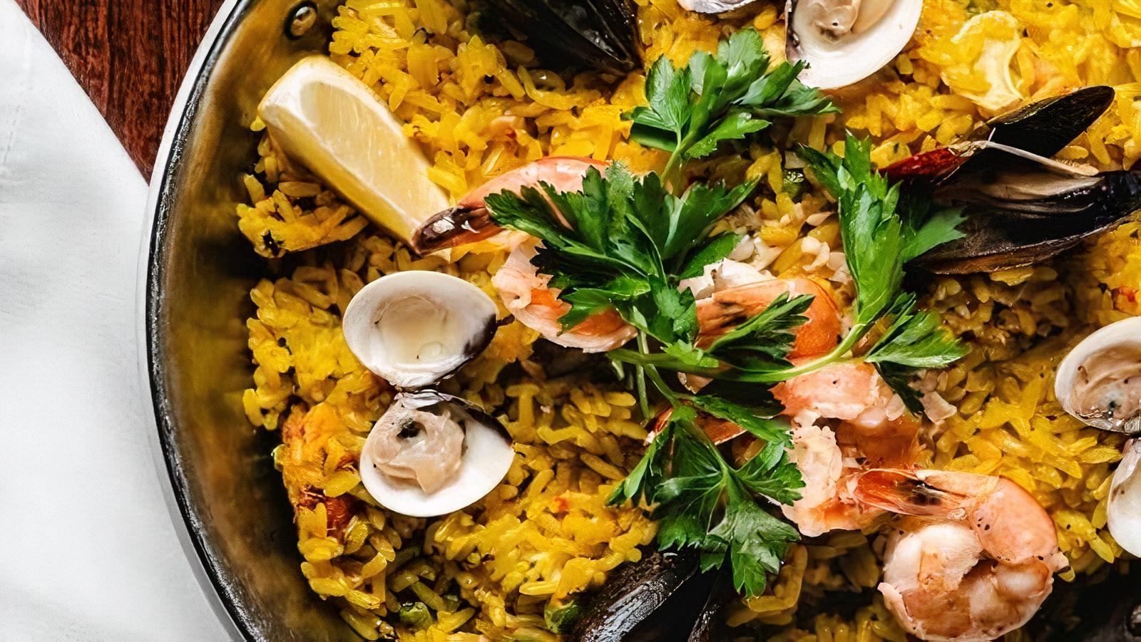 Paella.
