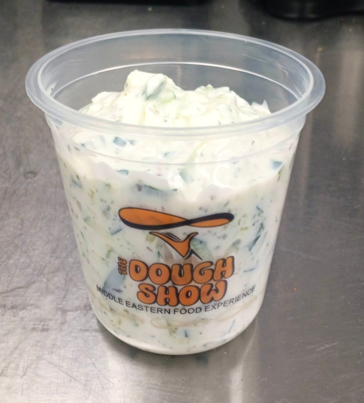 Tzatziki Sauce (10 oz).