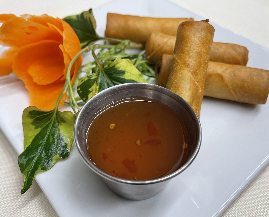 D4 SPRING ROLLS (EGG ROLLS).