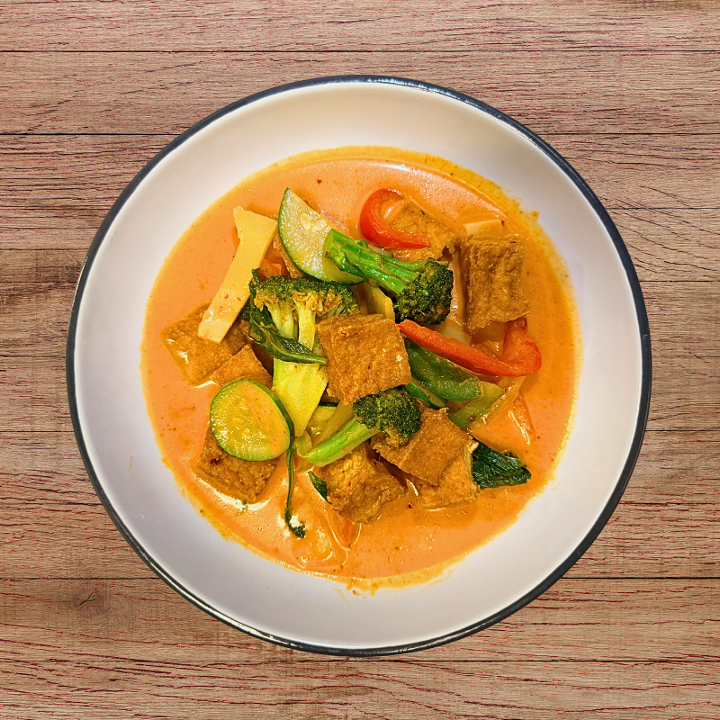 VEGAN RED CURRY.