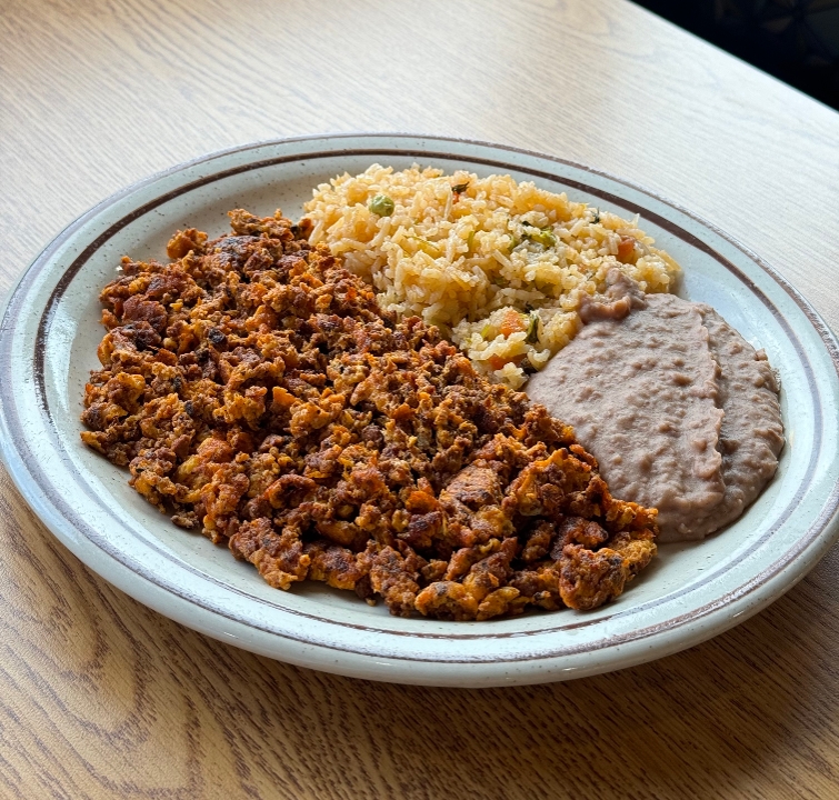 Huevos con Chorizo (Eggs w/ Mexican Sausage).