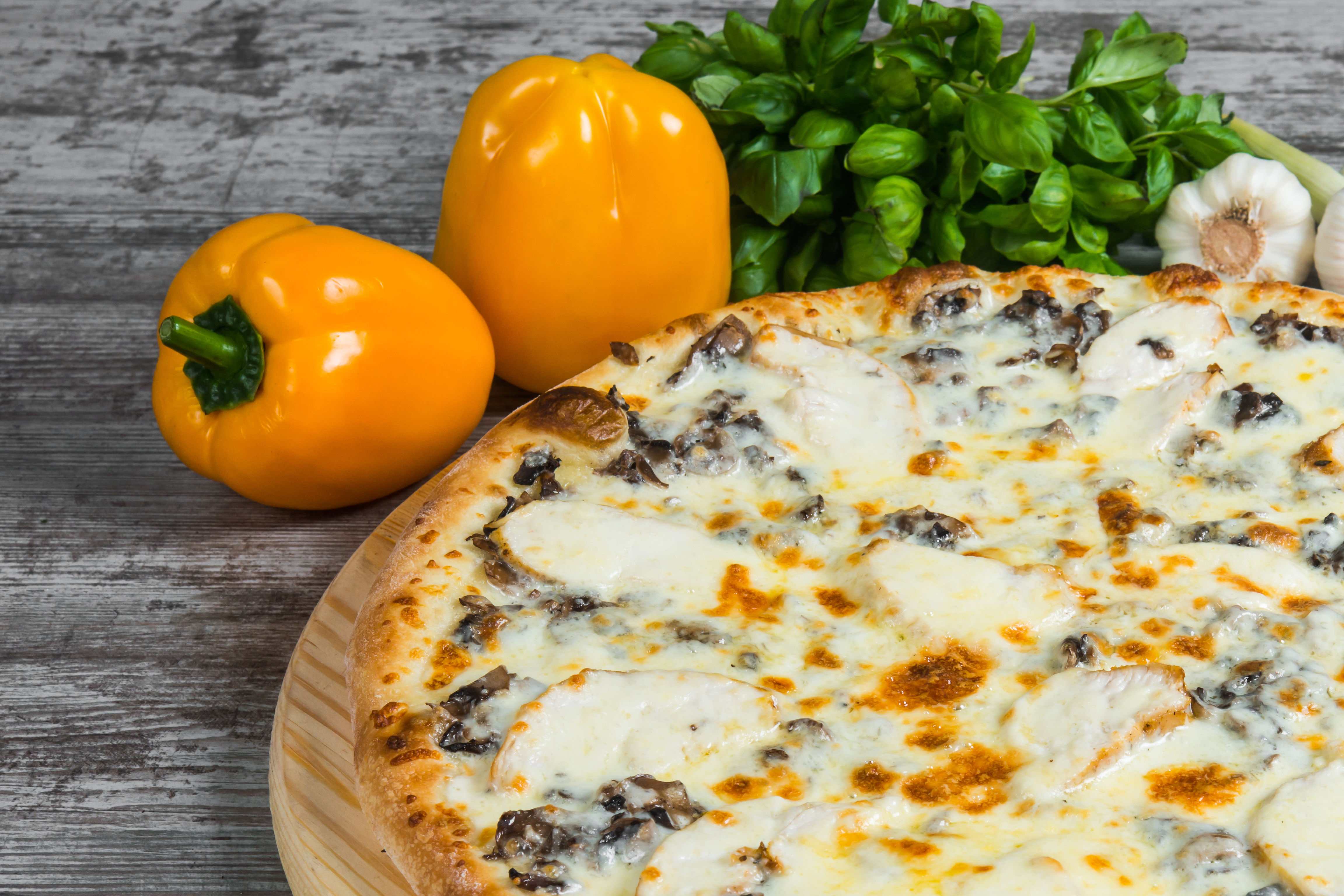 Spicy Vodka Cheese Pizza.
