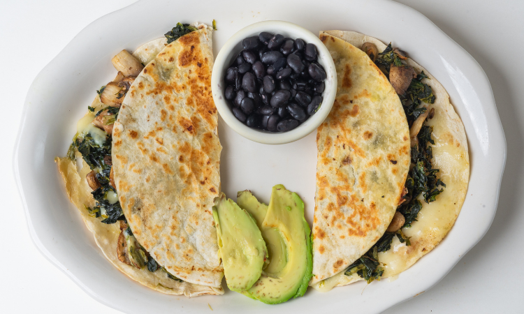 Spinach & mushroom quesadilla dinner.