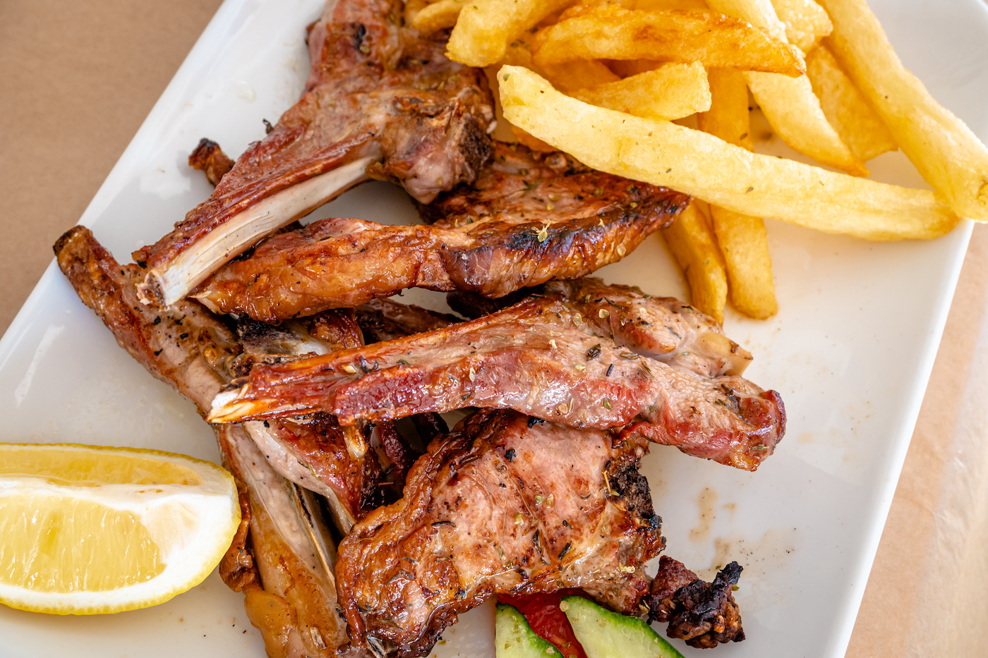 GRILLED LAMB CHOPS (30 pieces).