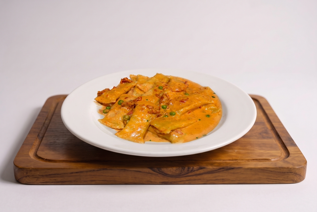 Stuffed Rigatoni with Vodka Sauce (Lunch).