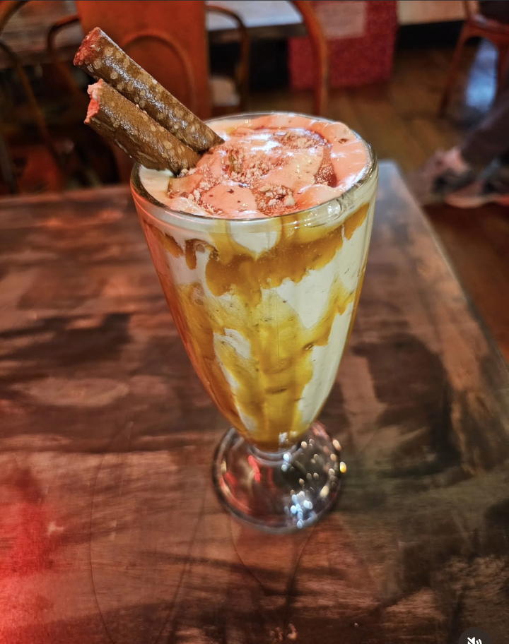 Salty Pretzel in Caramel Shake.