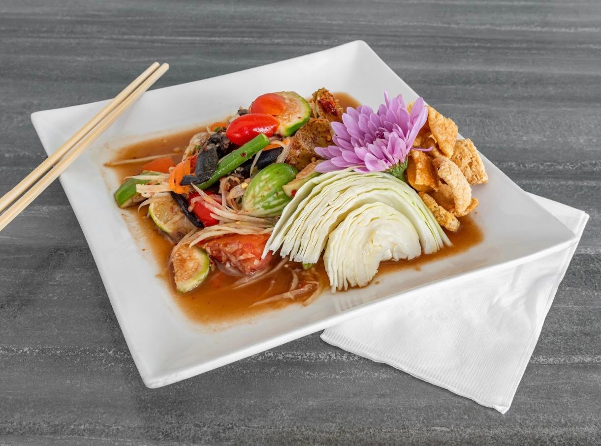 Som Tum Lao (Papaya Salad Lao Style).