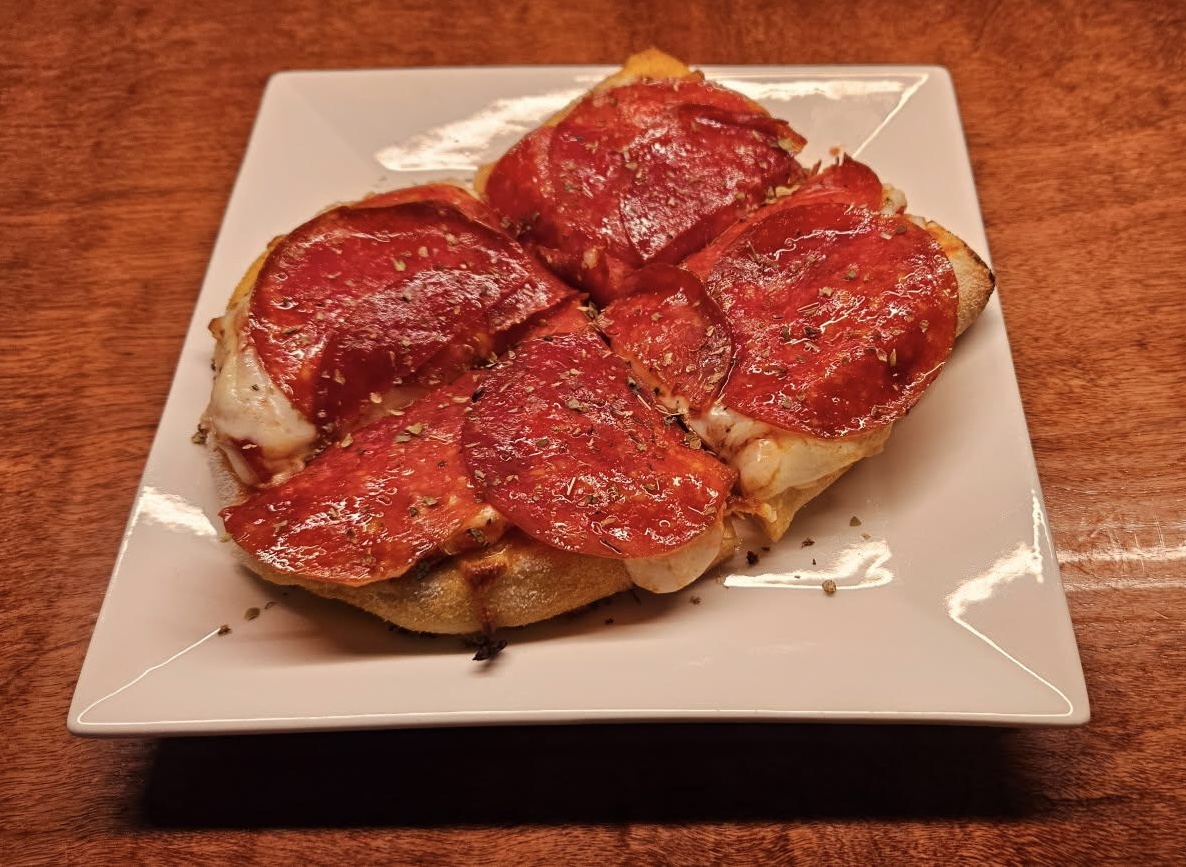 1/2 Cheese or Pepperoni Flat Bread.