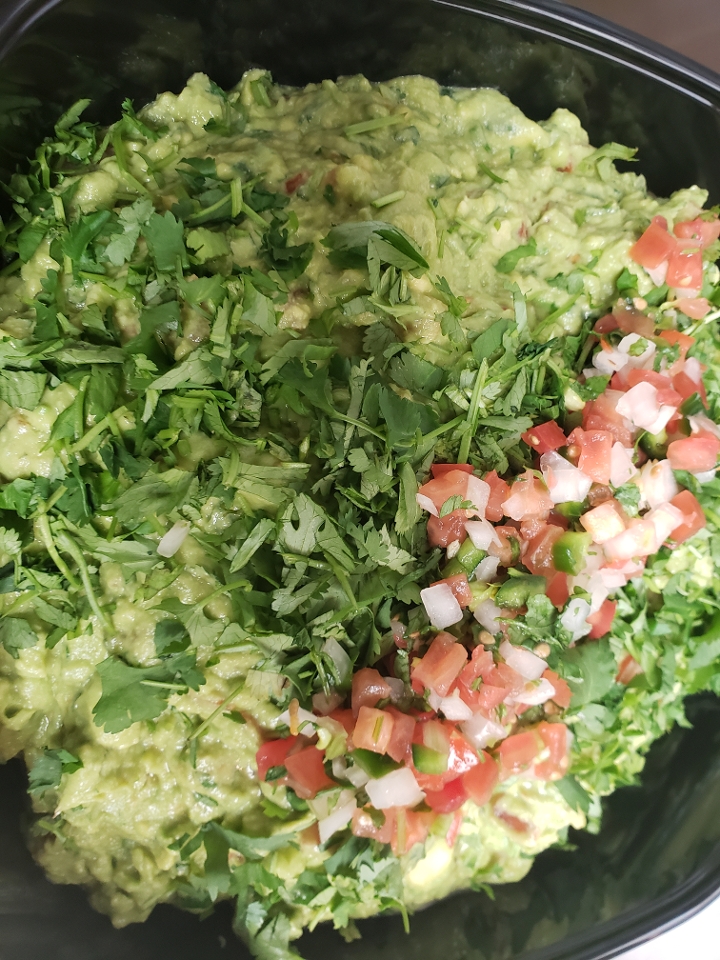 Guacamole 16 oz (Chips not included).