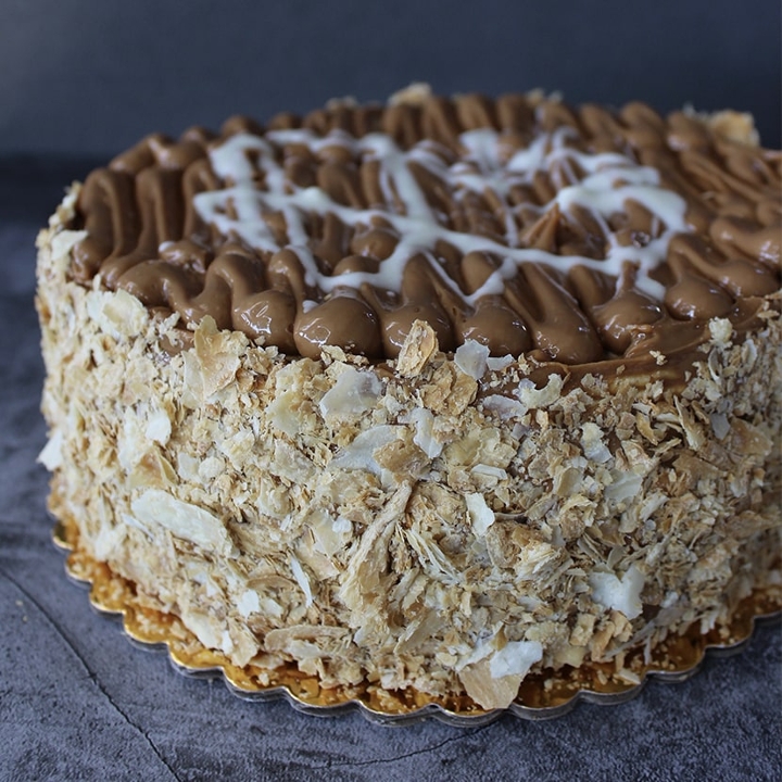 Milhojas Cake.
