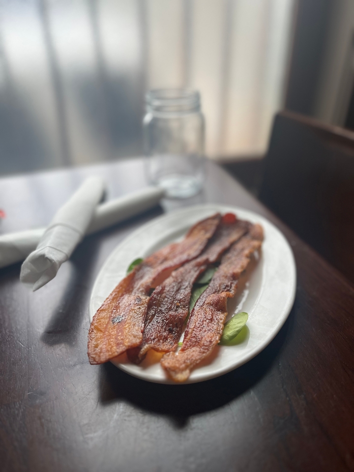 S/ Bacon.