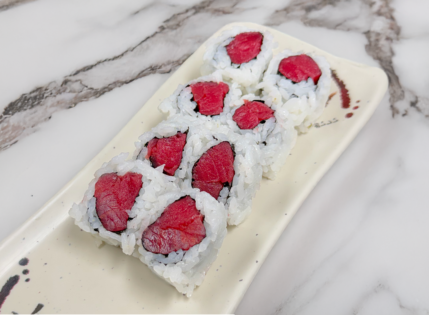 Tuna Roll.