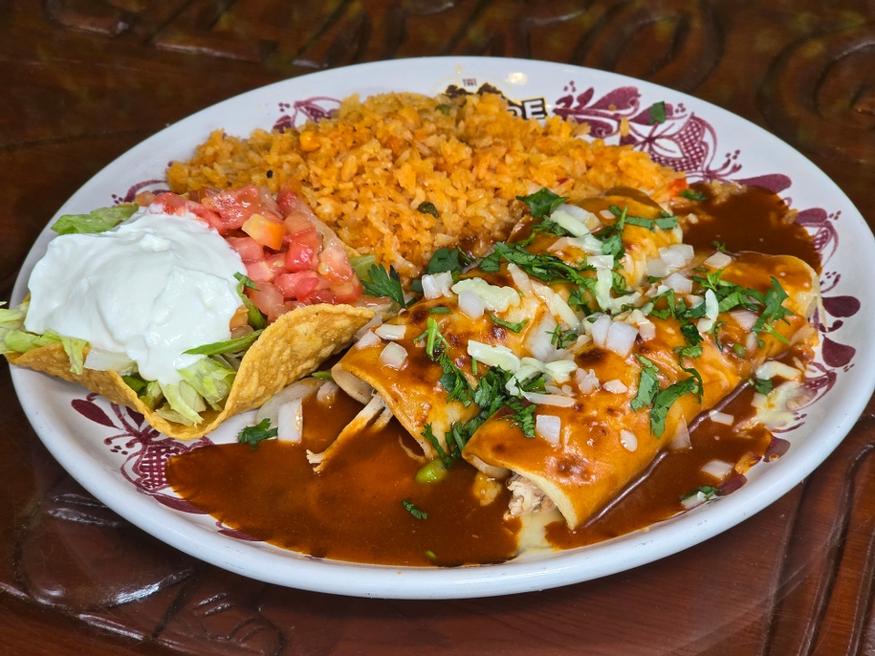 Lunch Enchiladas Rancheras.