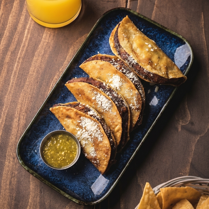 Tacos Dorados.