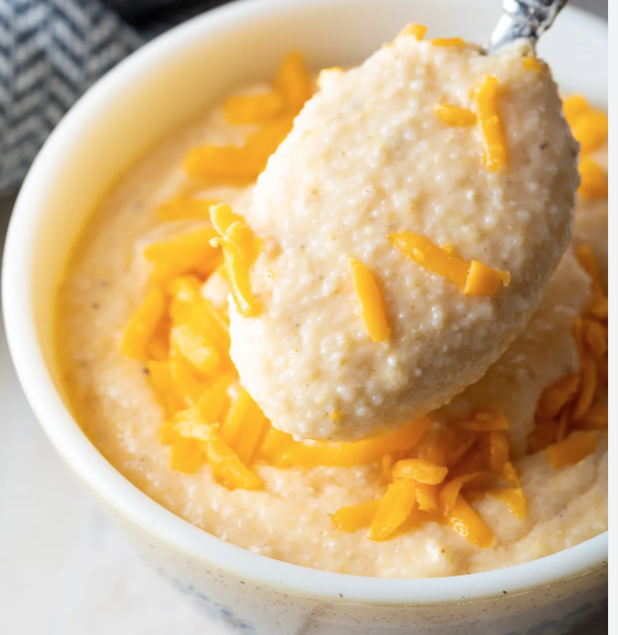 Side Cheese Grits.
