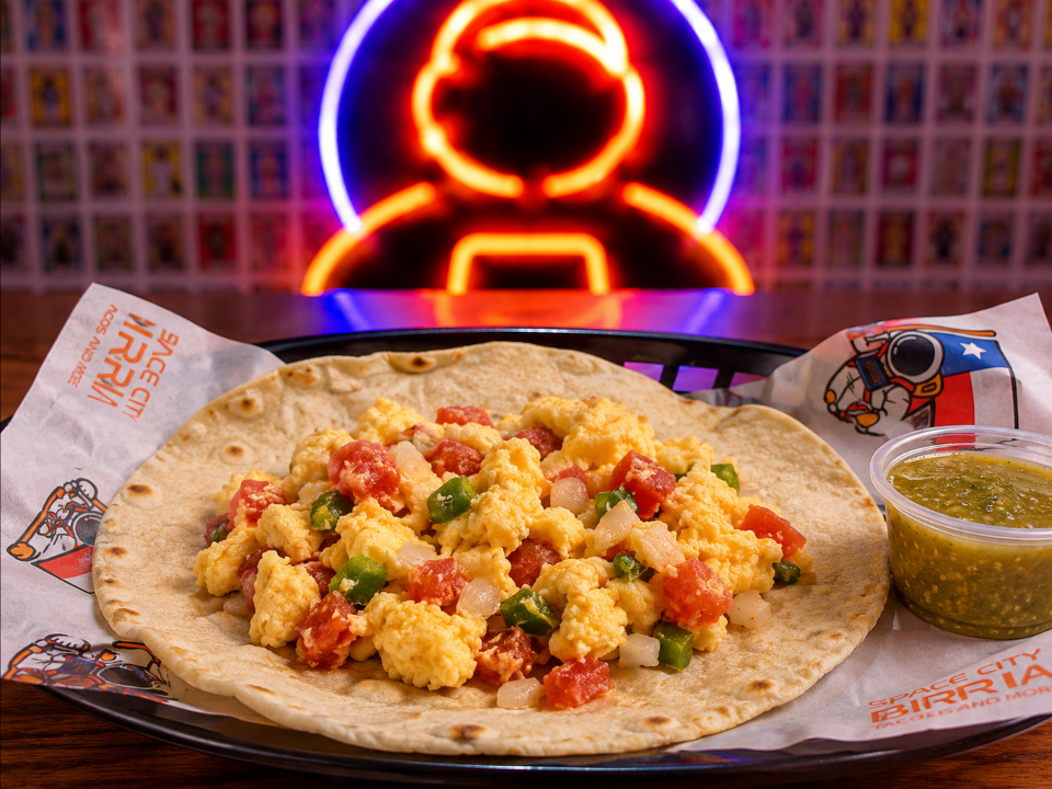 Huevos a la Mexicana.