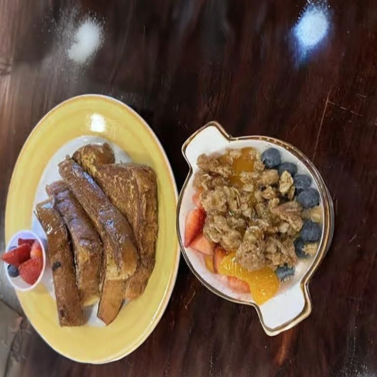 Kids Short Stack French Toast.