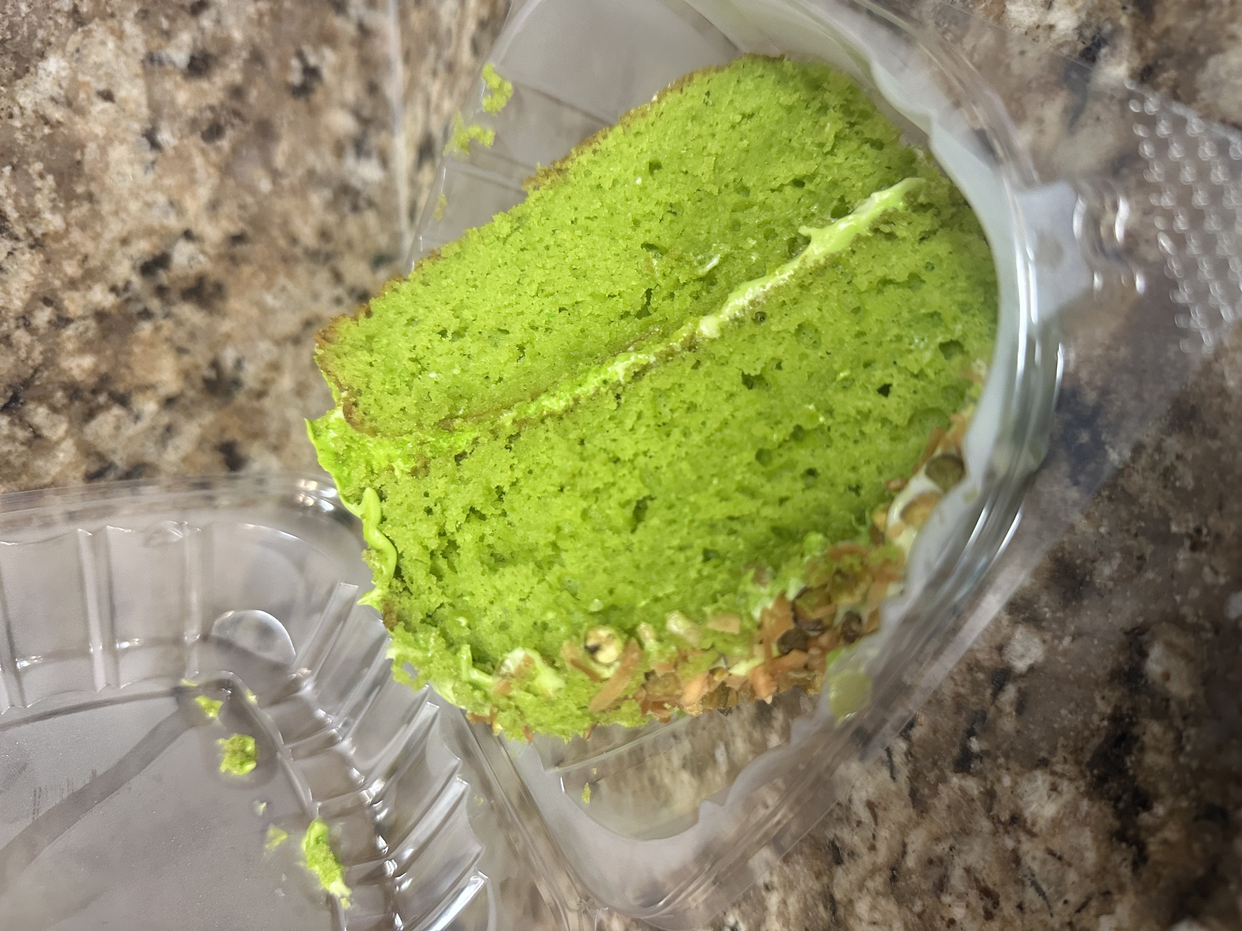 Pistacho cake.