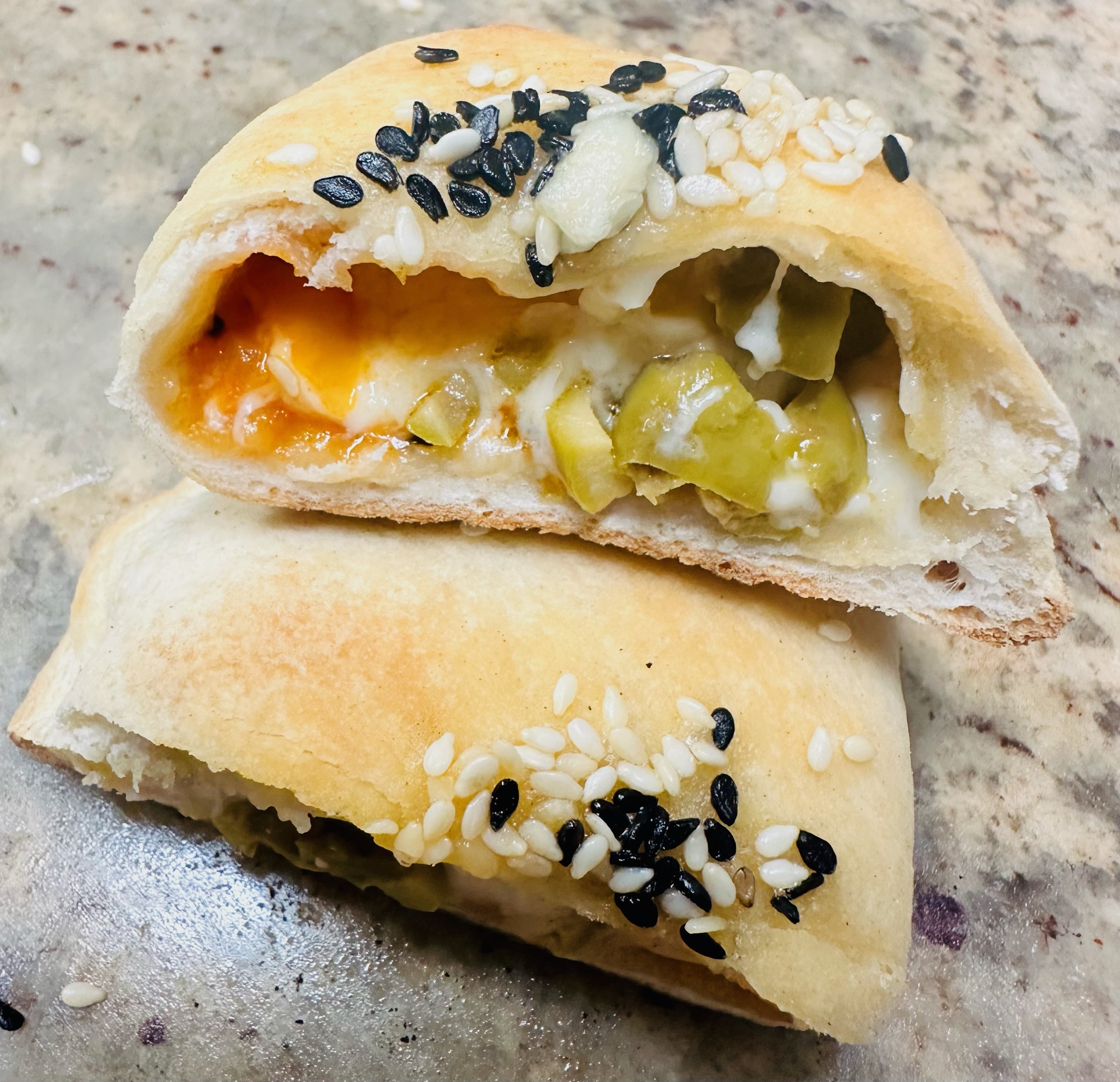 Zaytoon Mini Pie.