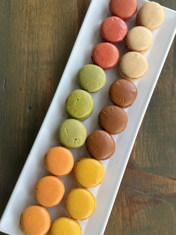 Pick 3 Macaron.