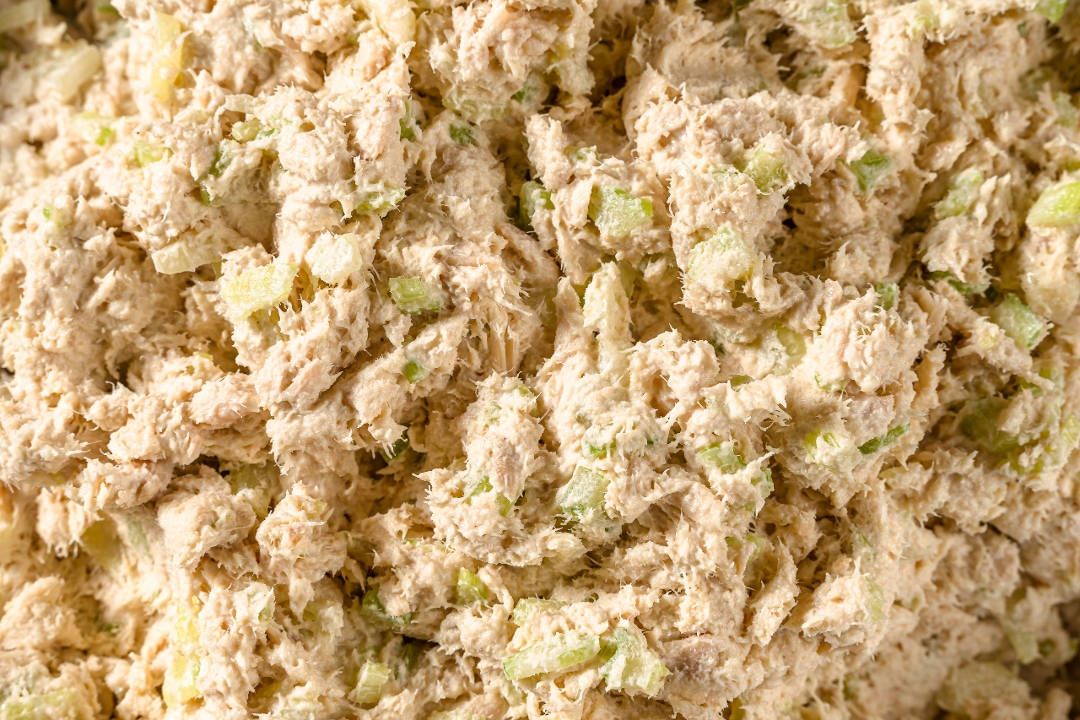 ½ lb Albacore Tuna Salad.