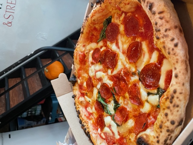 Hipsteroni pizza.
