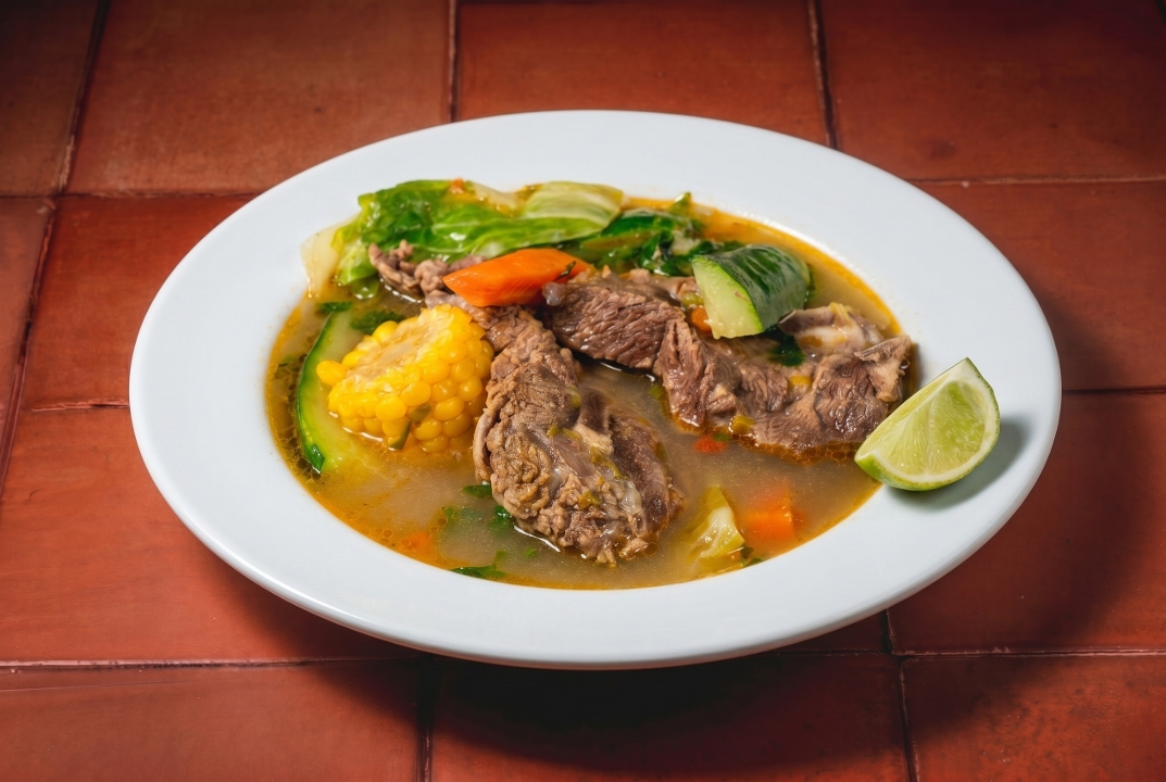 Caldo de Res.