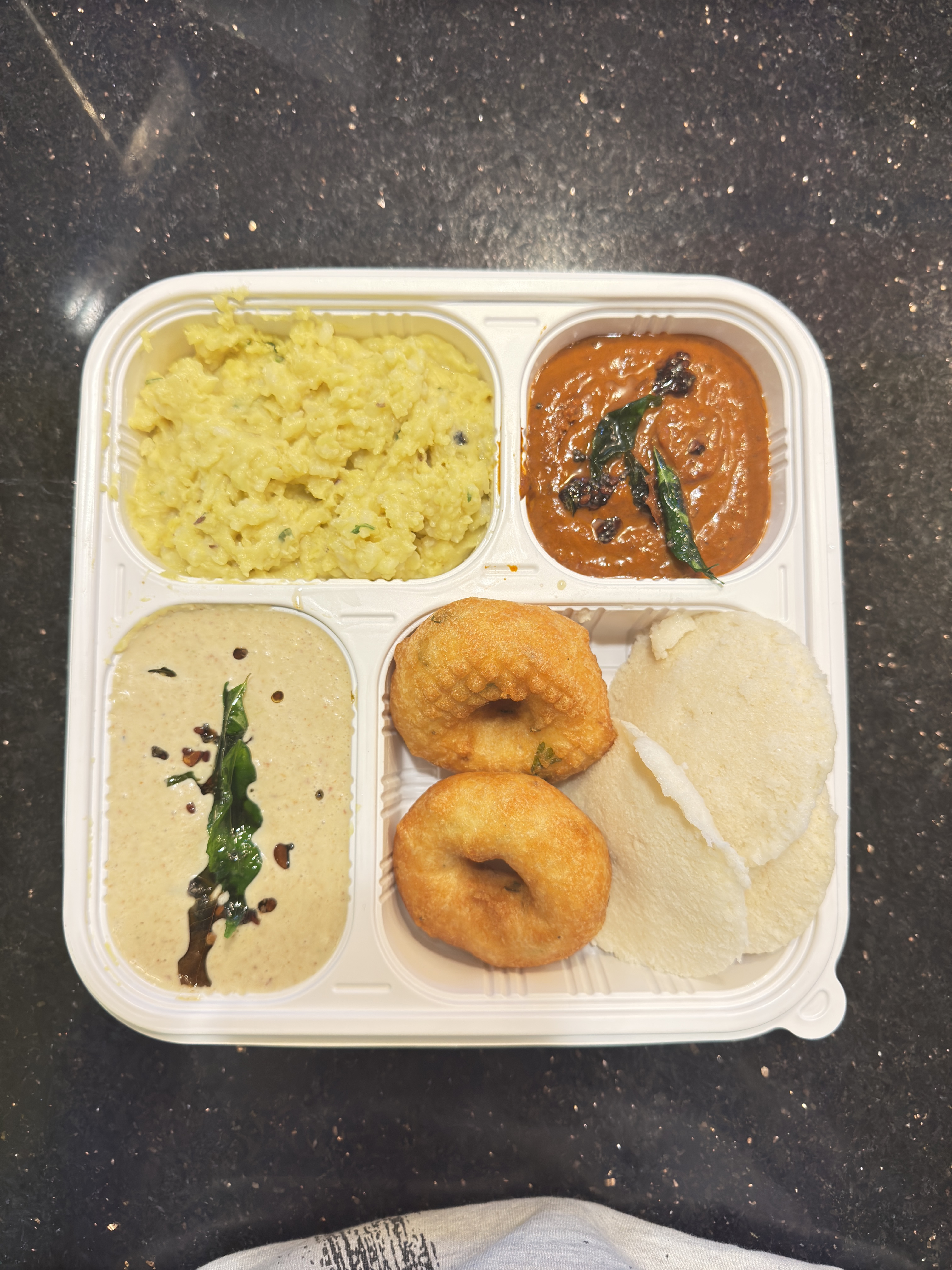 Tiffin Combo 1.