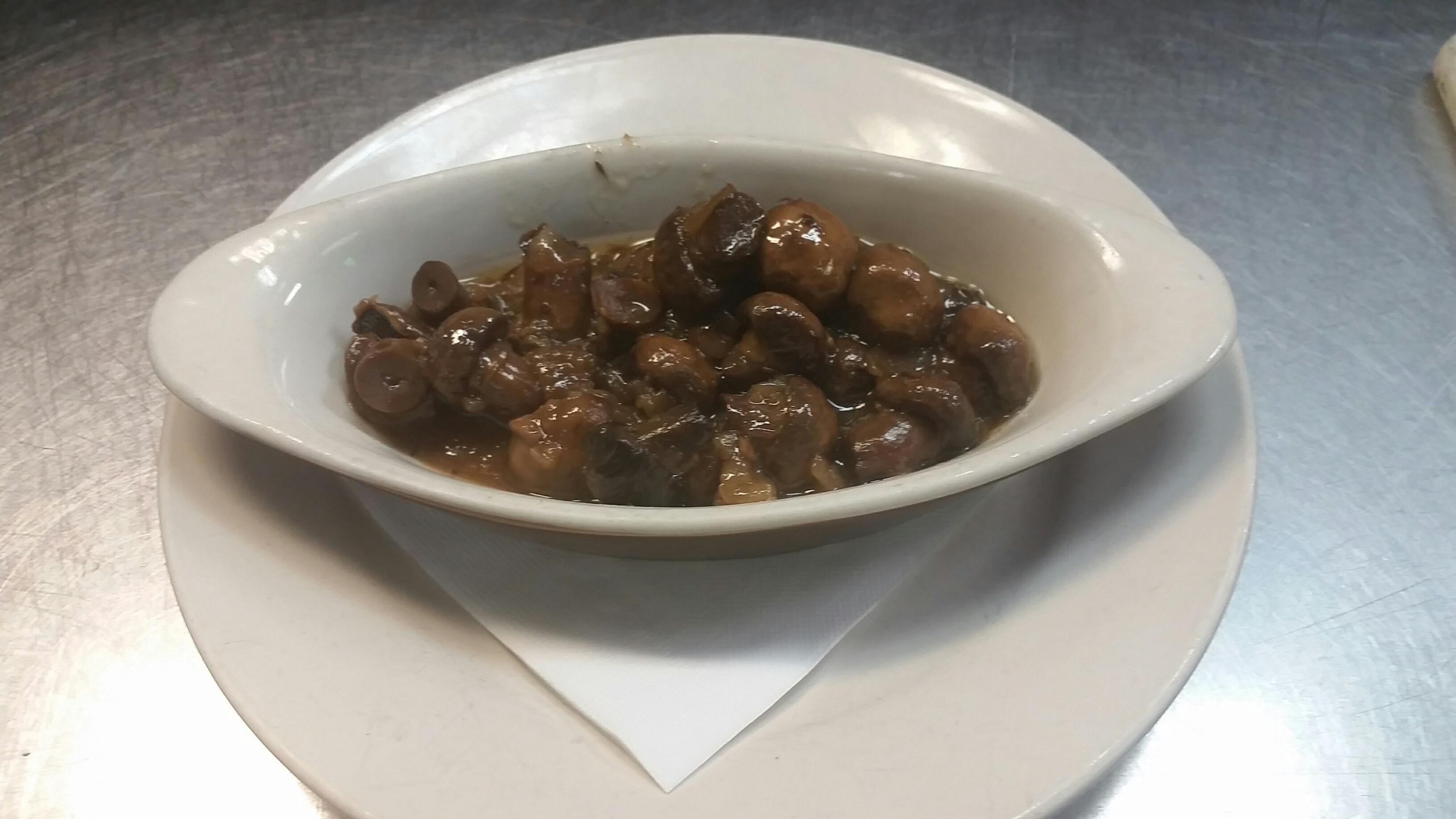 SIDE SAUTEED PORTWINE MUSHROOMS.