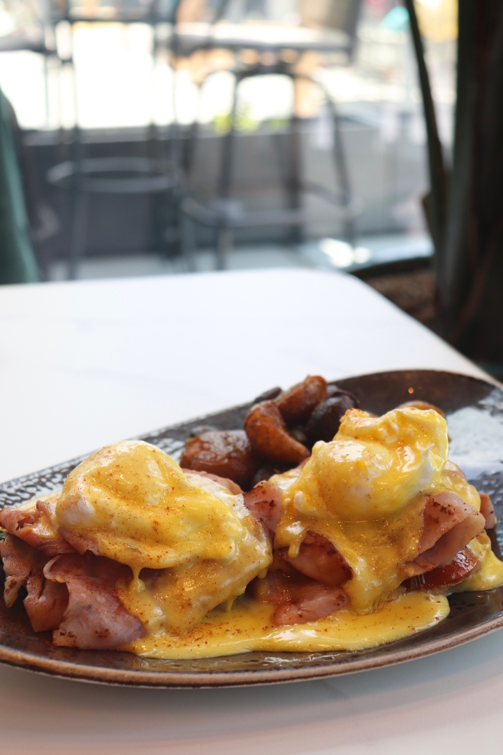 Eggs Benedict.