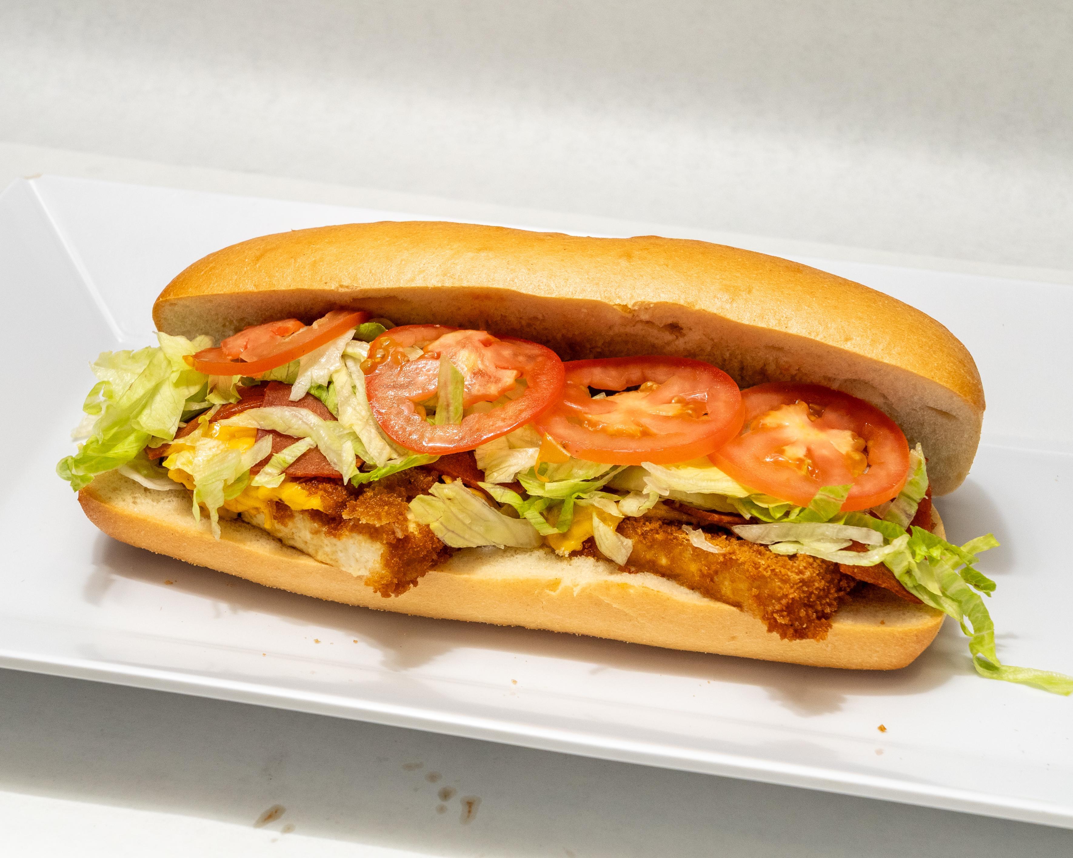 S28: Vegan Chicken Club.