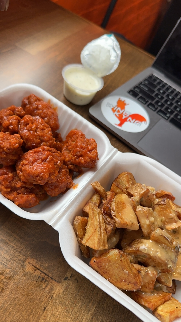 Boneless Wings.